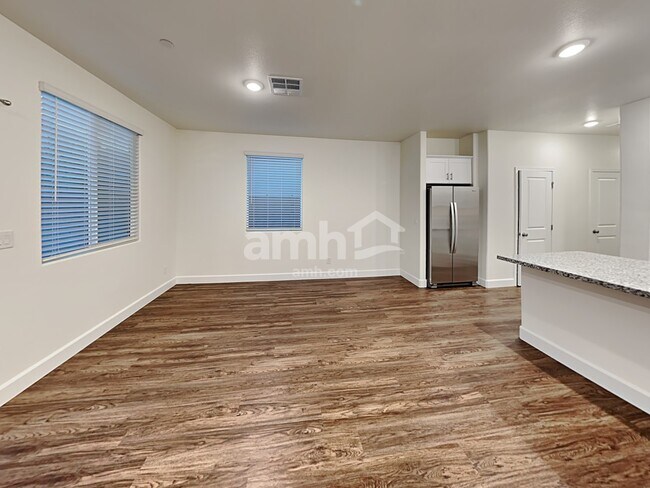 Building Photo - 299 Cape Seville Pl