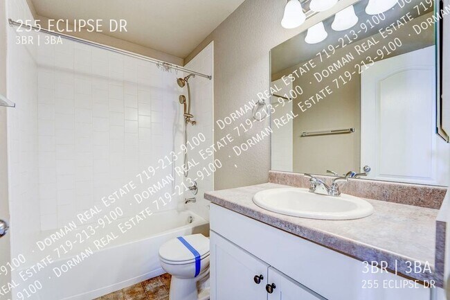 Building Photo - 255 Eclipse Dr
