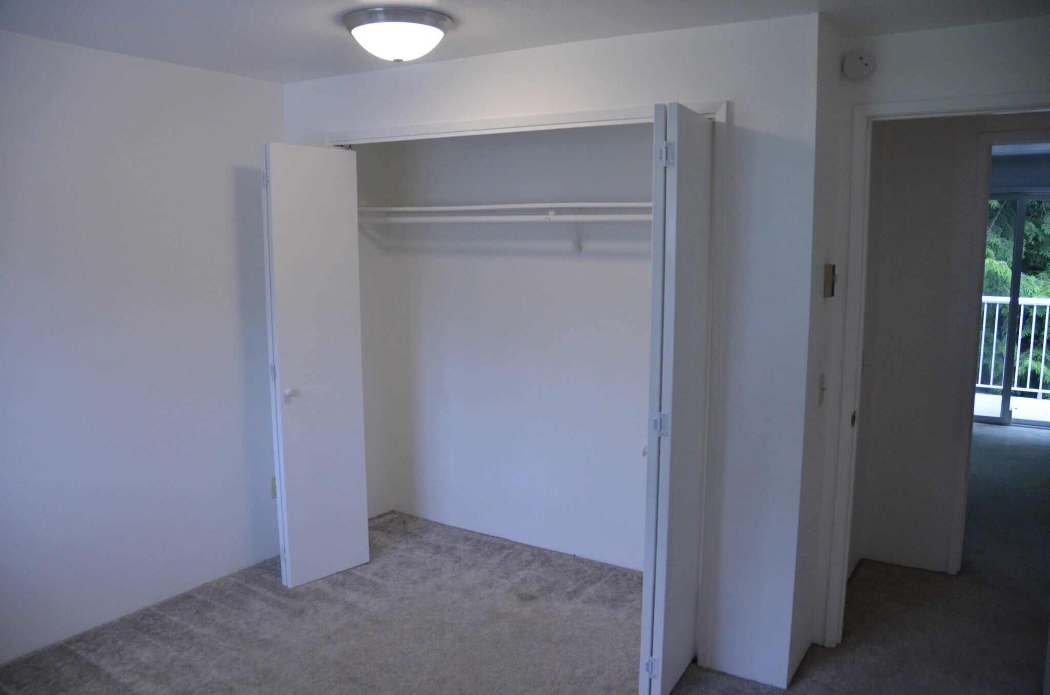 Building Photo - 3700 Beazer