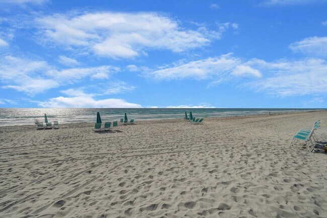 Building Photo - 2687 N Ocean Blvd