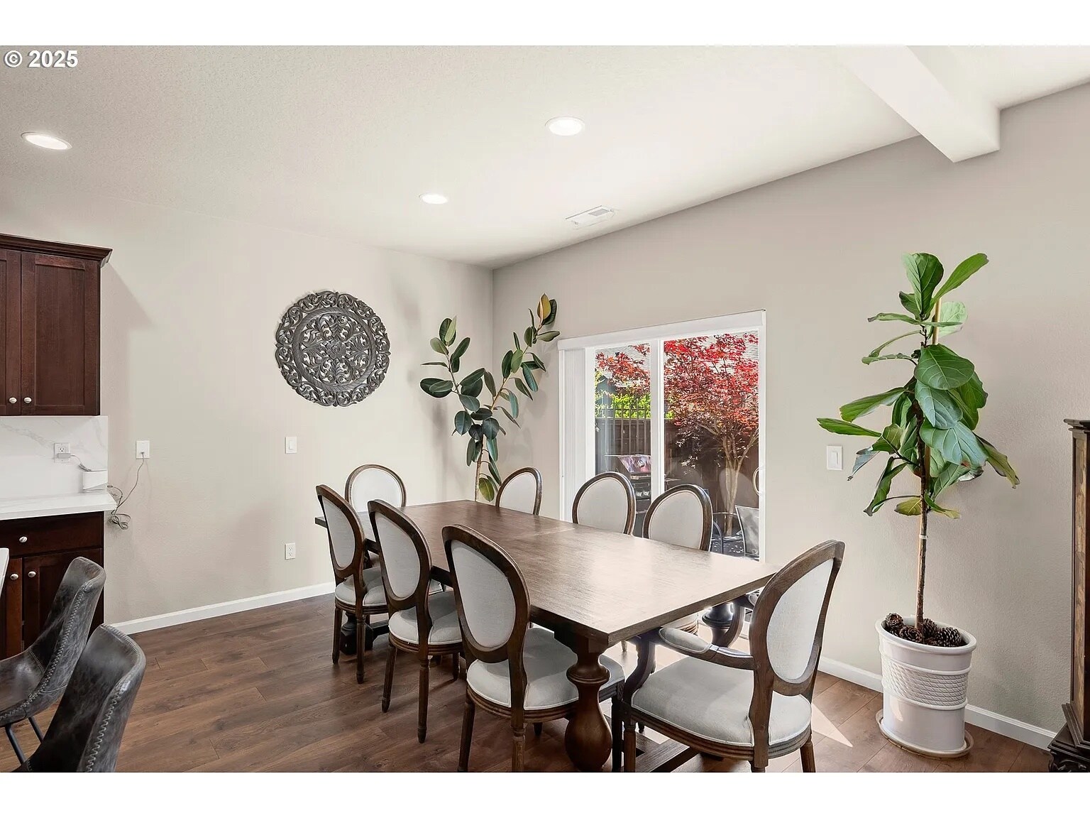 Dinning - 16954 NW Antonio St