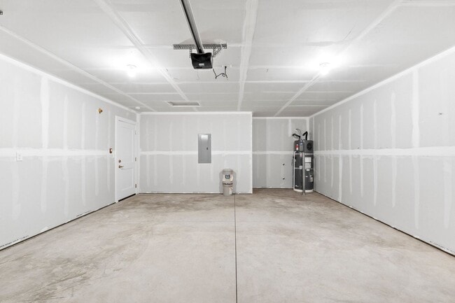 Building Photo - Zero-step Valley Duplex for rent!