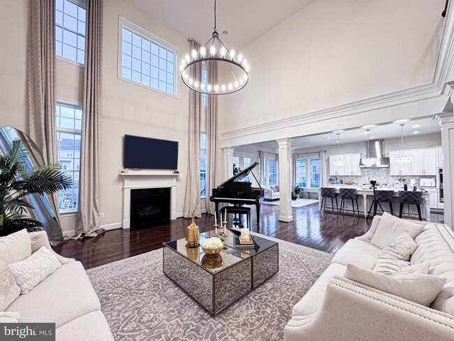 Building Photo - 41523 Cross Canter Dr