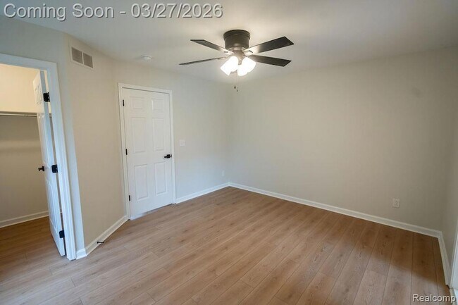 Building Photo - 23869 McCort Dr