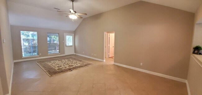 Building Photo - 1207 Toby Ln