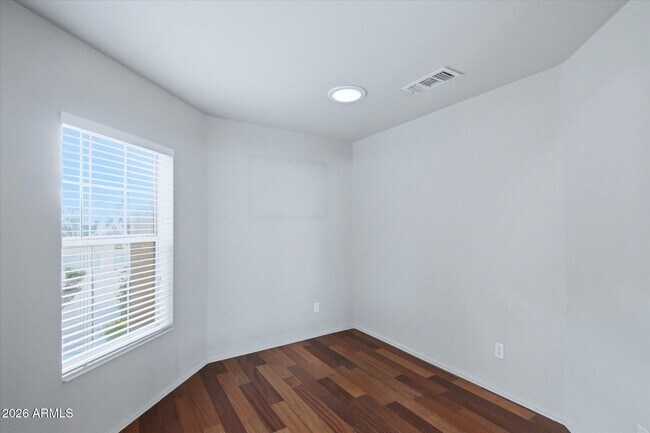 Building Photo - 15251 W Verde Ln