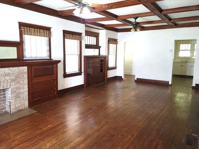 Building Photo - 1121 15th St