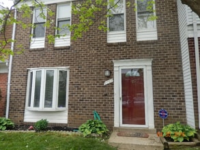 Building Photo - 7727 Swan Terrace