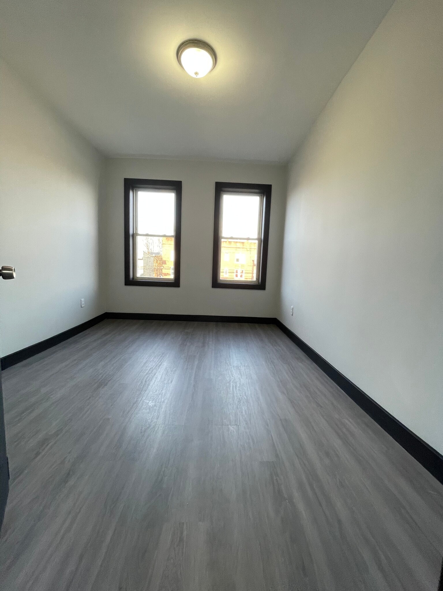 122 Wade St 8 - 126 Wade St