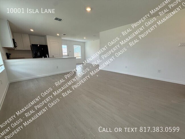 Building Photo - 10001 Isla Ln