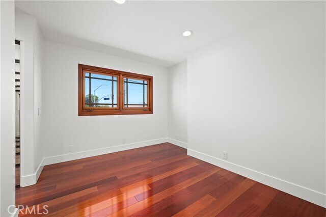 Building Photo - 9462 Pier Dr