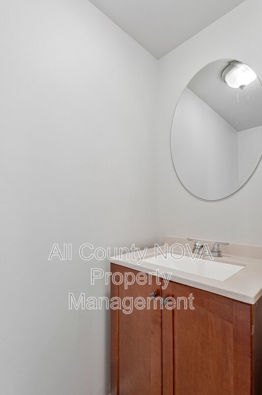 Building Photo - 9995 Campus Way S