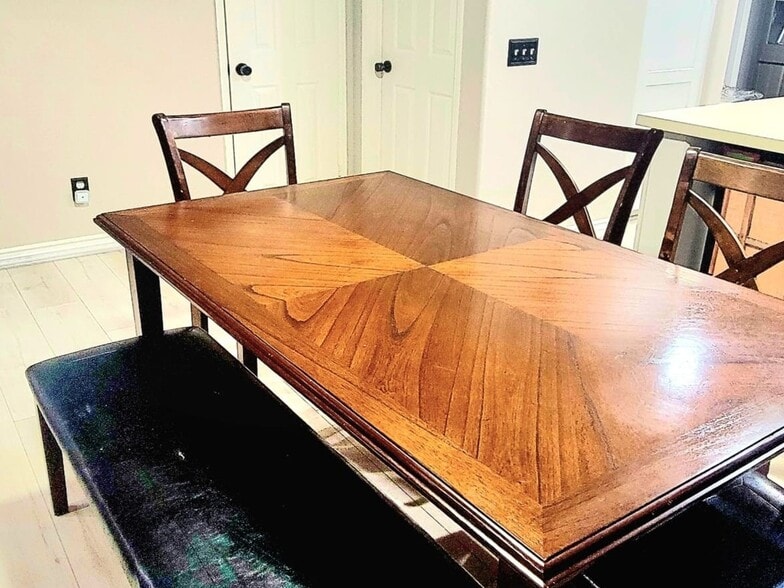 Building Photo - 15996 Mihaylo Ct