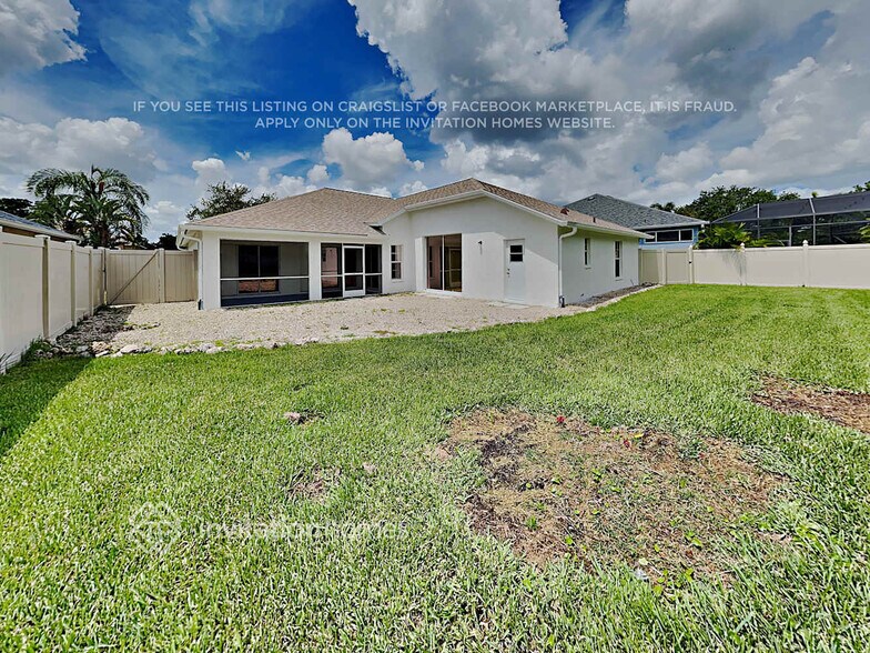 Building Photo - 8733 28th St Cir E
