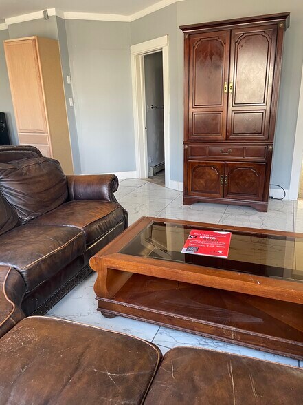 Building Photo - 301 Riverside Ave