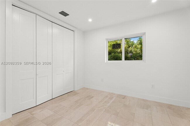 Building Photo - 9365 SW 142nd St