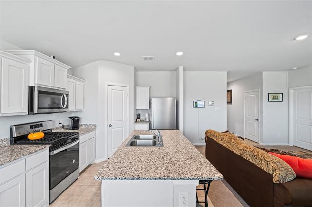Building Photo - 5700 Rock Lk Dr