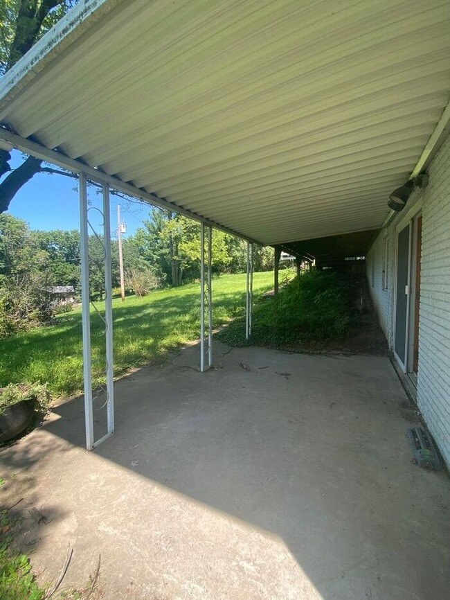 Building Photo - $2,200 | 4 Bedroom, 2 Bathroom Multi Floor House | No Pets | Available for August 1st, 2026 Move In!