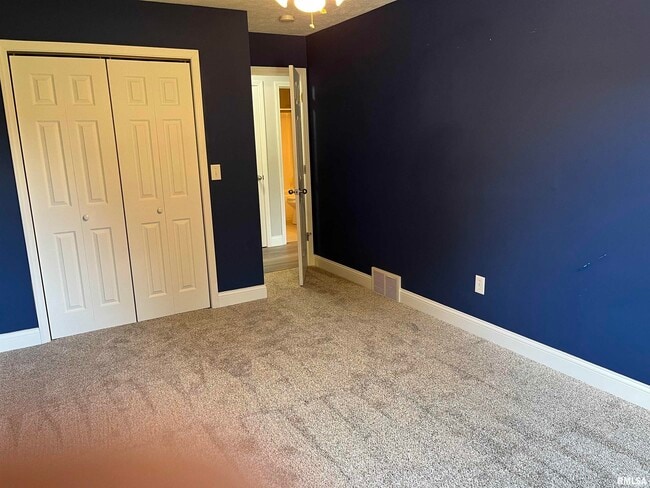 Building Photo - 1704 Tern Pl