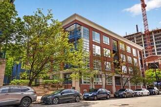 Building Photo - 1151 W Washington Blvd