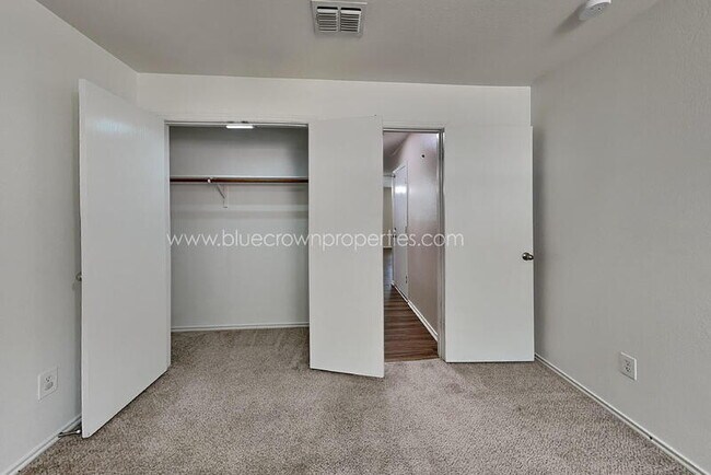 Building Photo - 12862 Vassar Dr