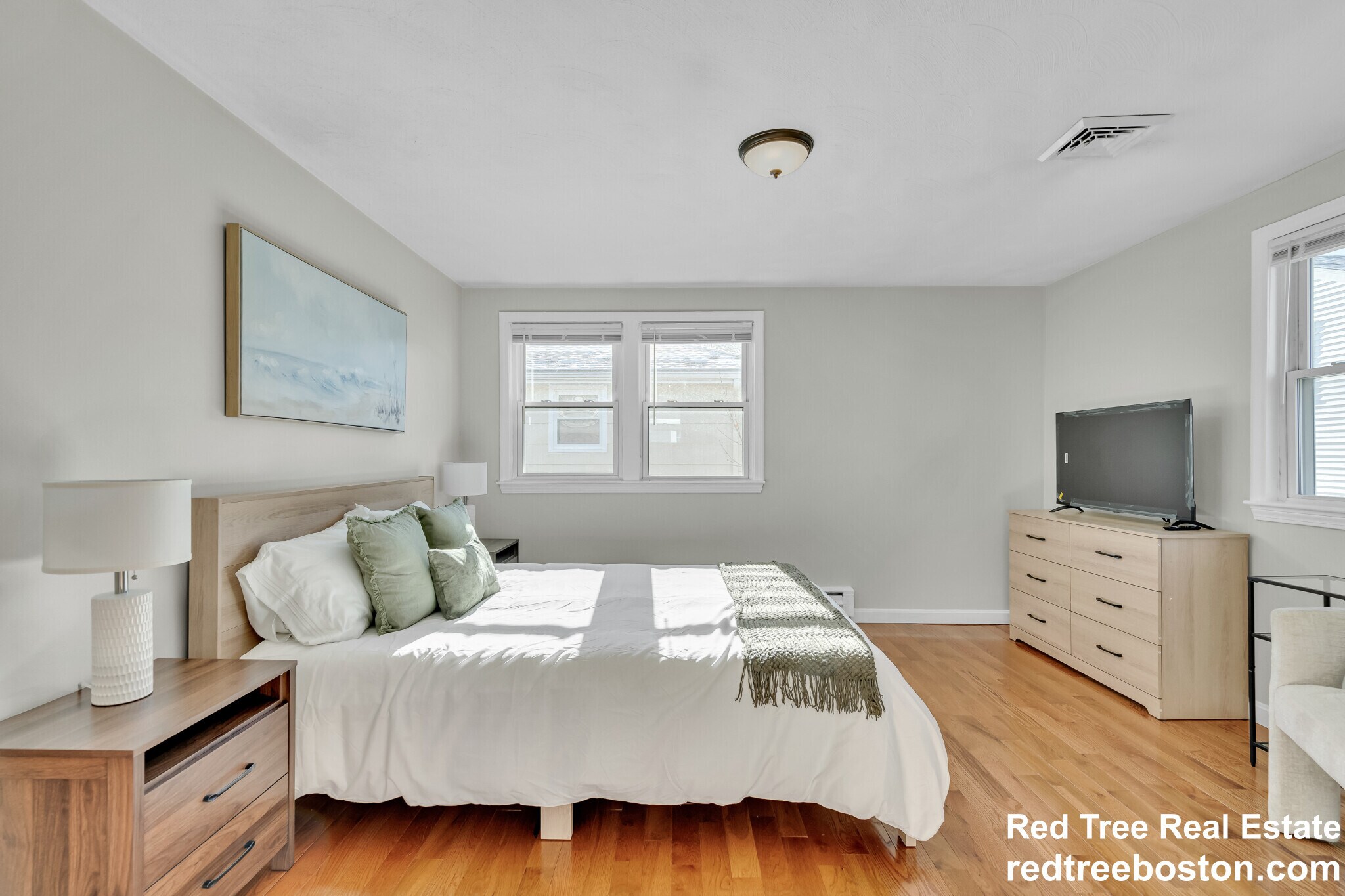 Building Photo - 74 Dunboy St