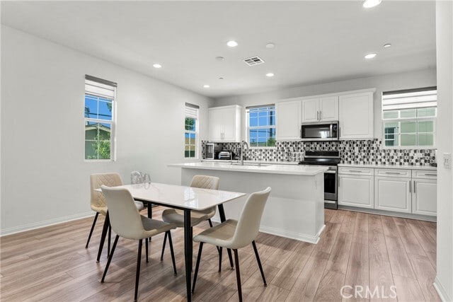 Building Photo - 6902 Sagebrush Cir