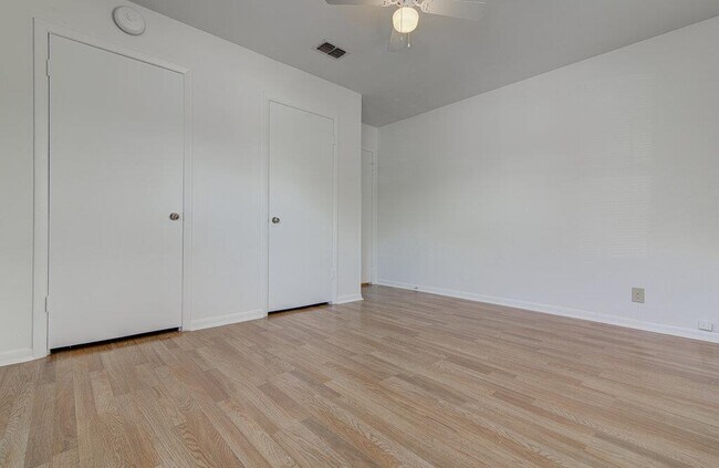 Building Photo - 8406 Burrell Dr