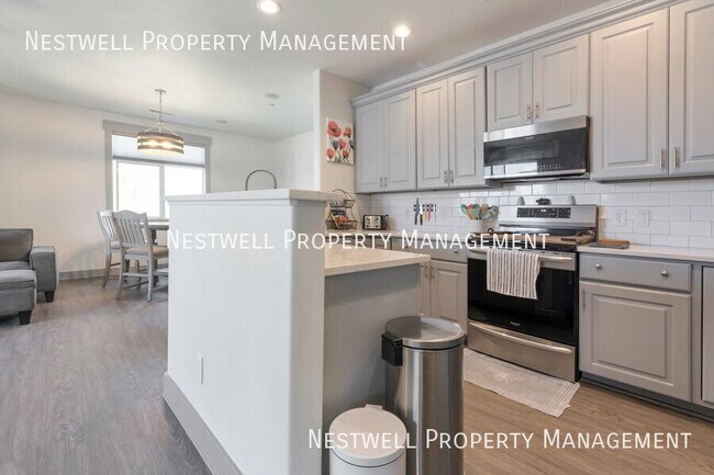 Building Photo - 4563 Mille Lacs Dr