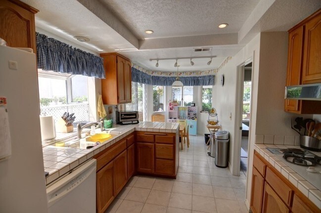 Primary Photo - 24241 Tama Ln