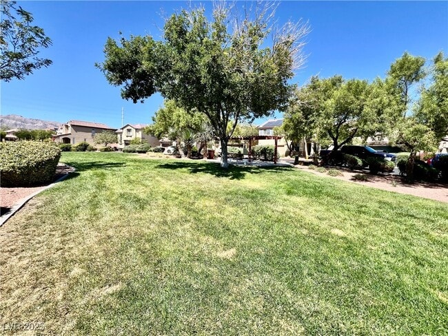 Building Photo - 10838 Whipple Crest Ave