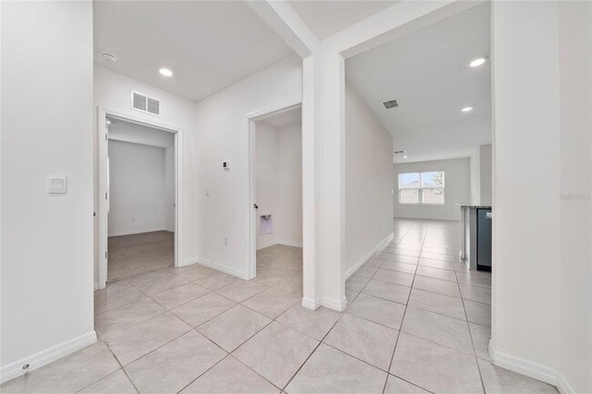 Building Photo - 2756 Gentle Rain Dr