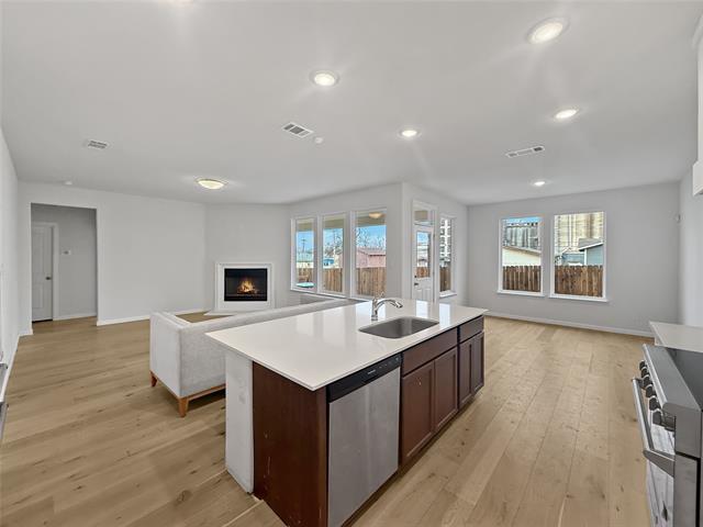 Building Photo - 2018 Morse St