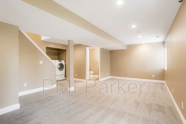 Building Photo - 8374 Bed Straw St