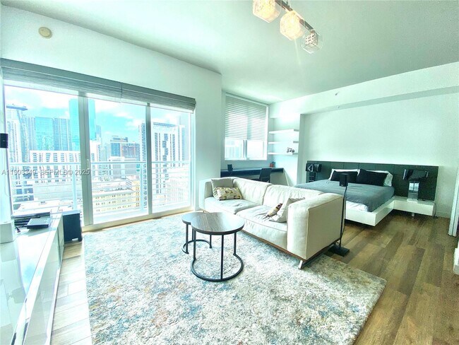 Building Photo - 133 NE 2nd Ave