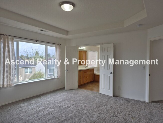 Building Photo - Bethany 3 Bed + Office on Main Fenced Back Yard w/Deck 2 Car Attached Garage Available Now!