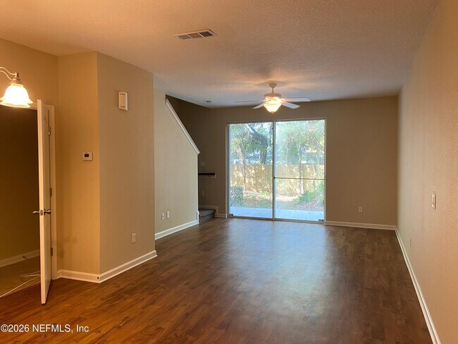 Building Photo - 3697 Hartsfield Forest Cir