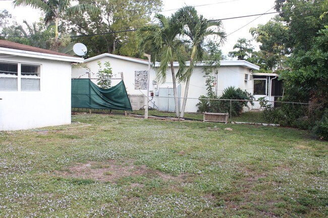 Building Photo - Renovated 3BR/2BA Corner Single-Family Home – Large Fenced Yard, NO HOA