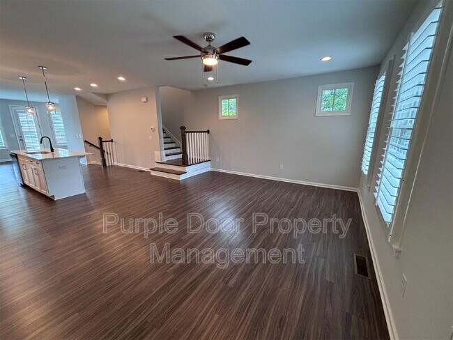 Building Photo - 745 Hamilton Cir SE