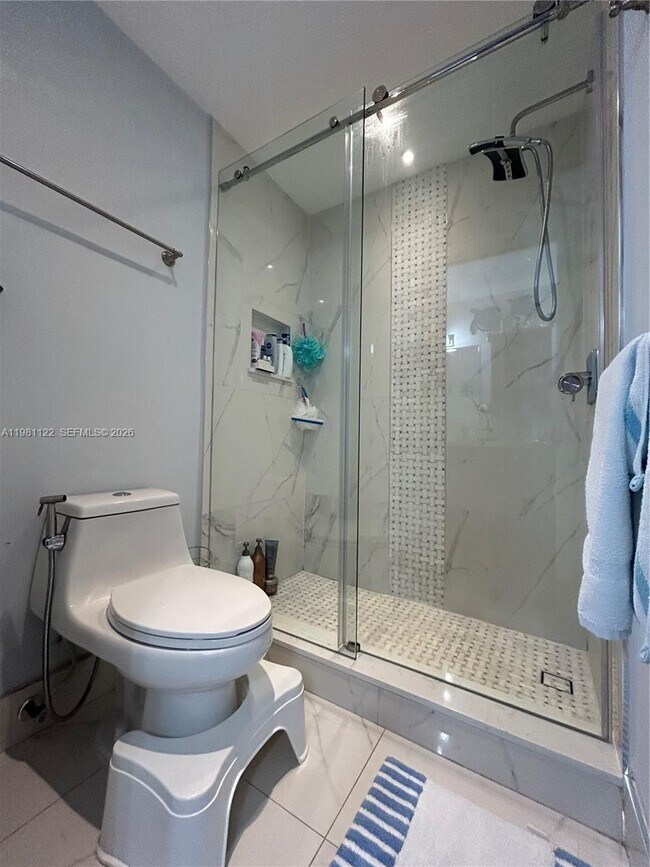 Building Photo - 10818 SW 72nd St