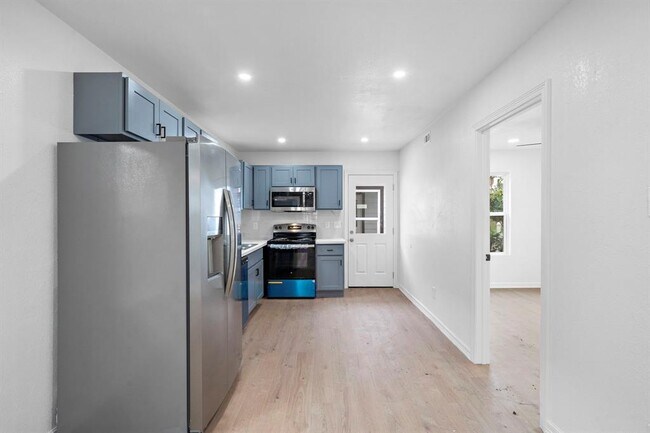 Building Photo - 3521 McIlhenny St
