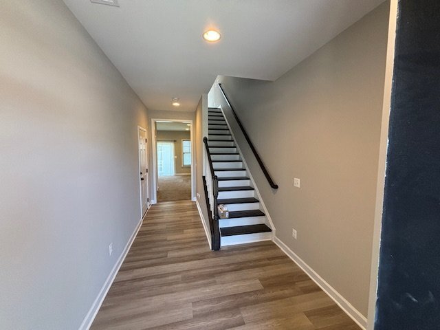 Building Photo - Available now in Preston Lake