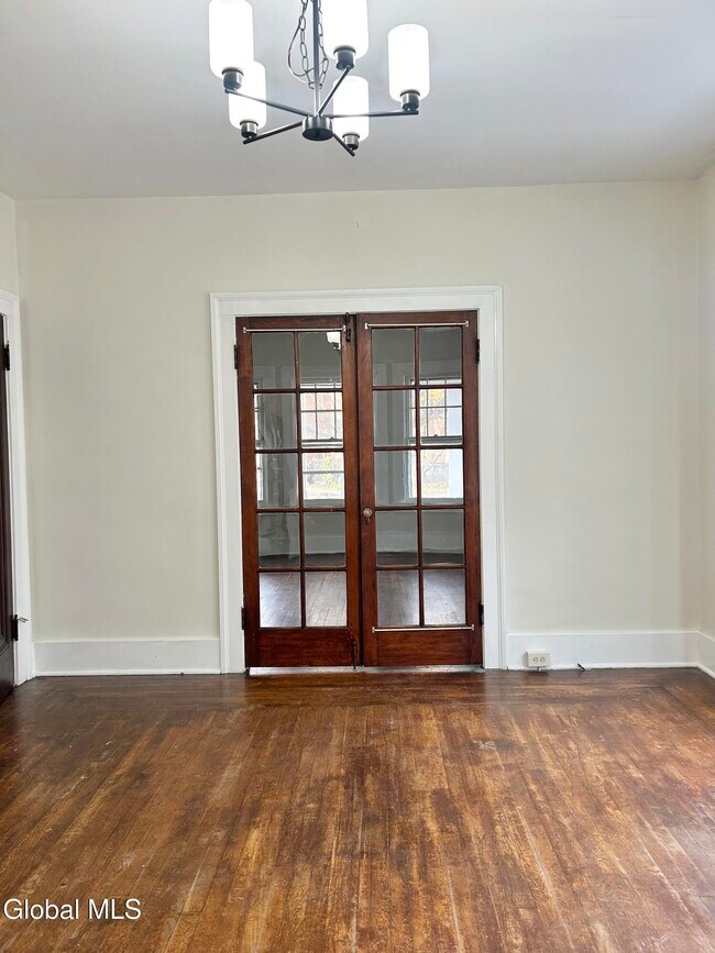 Building Photo - 1204 19th St