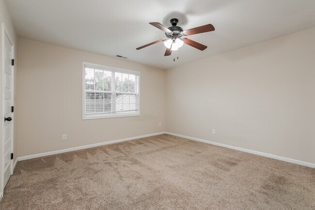 Building Photo - 536 McCarthy Dr