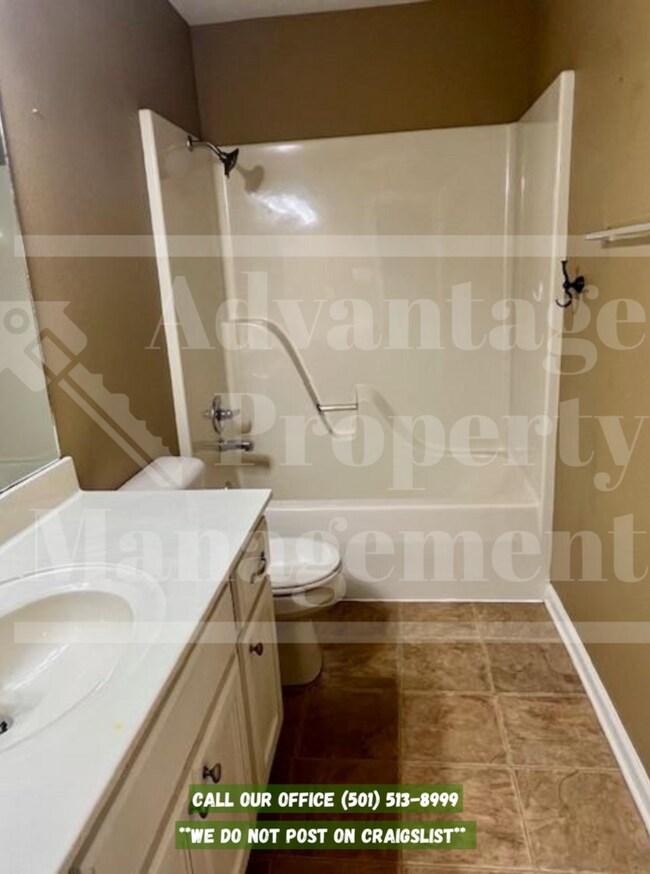 Building Photo - 50 Whispering Wind Cir