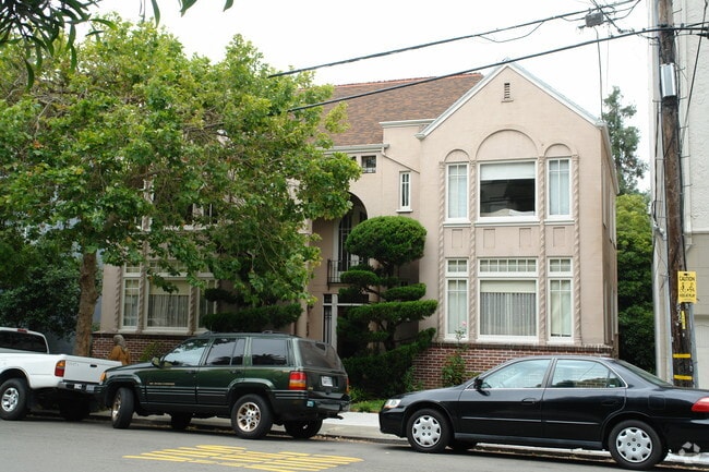 Primary Photo - 28 Domingo Ave