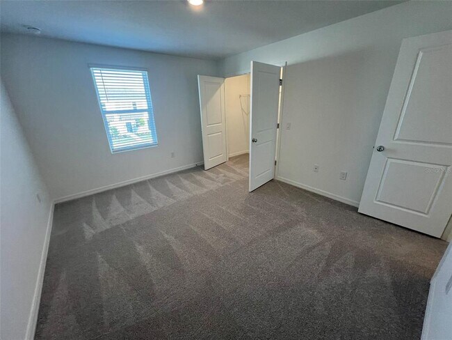 Building Photo - 2961 Skyline Lp