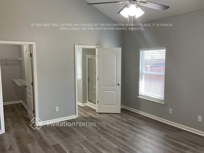 Building Photo - 5058 Manning Dr