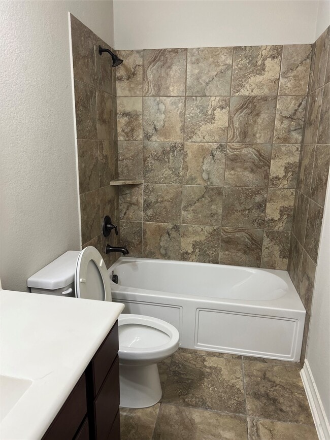 Building Photo - 3518 Christopher Dr