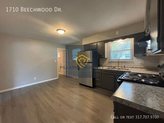 Building Photo - 1710 Beechwood Dr